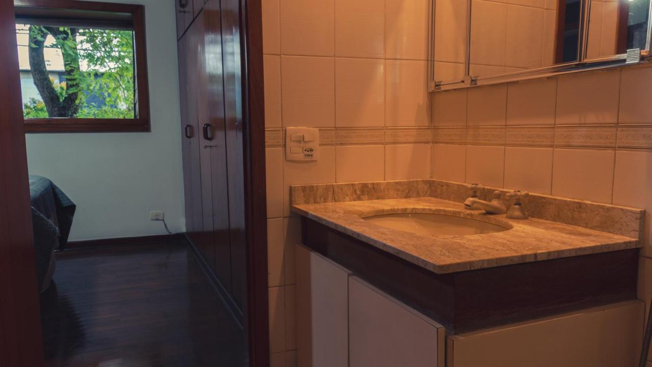 ساو باولو Urbanature Filme & Arte - Comfort Hostel Brooklin المظهر الخارجي الصورة